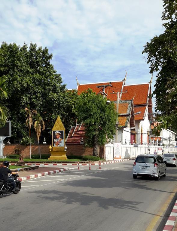 The Britannia Hotel Chiang Mai Exterior foto